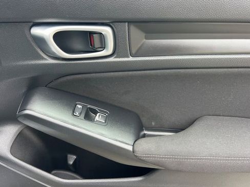 Used 2025 Honda Civic Sport image 18