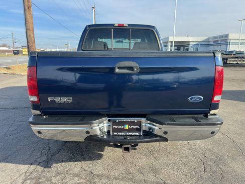 Used 2004 Ford F250 Lariat image 12