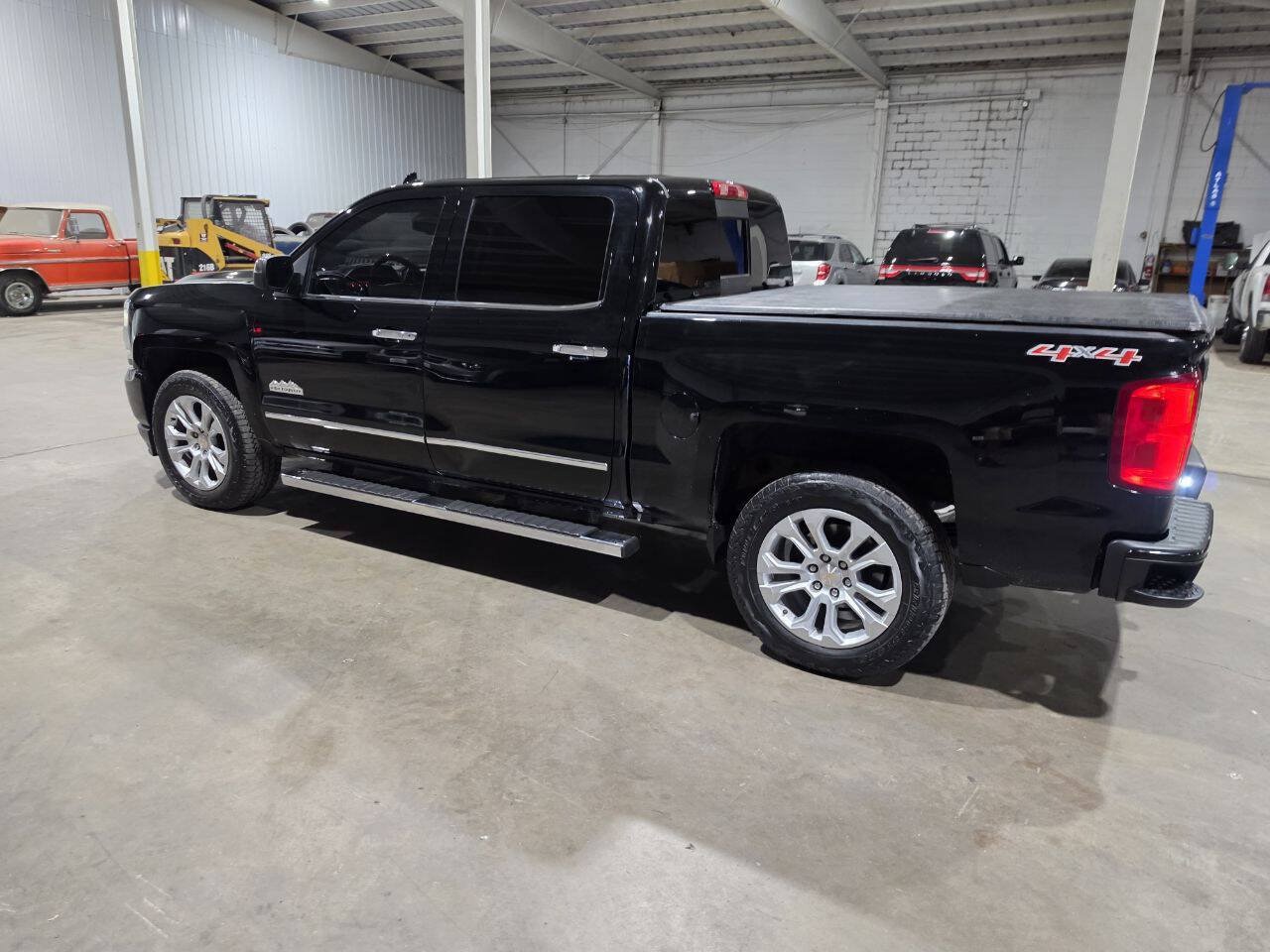 Used 2017 Chevrolet Silverado 1500 High Country AWD/4WD image 9