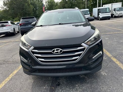 Used 2017 Hyundai Tucson SE w/ SE Popular Package 02 AWD/4WD image 8