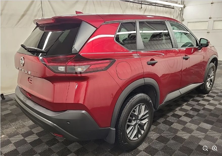Used 2021 Nissan Rogue S FWD image 5