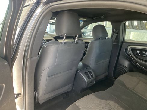 Used 2018 Ford Taurus SEL image 18