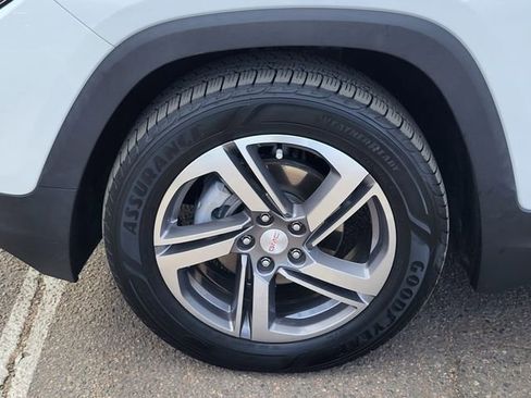 Used 2021 GMC Terrain SLT image 10