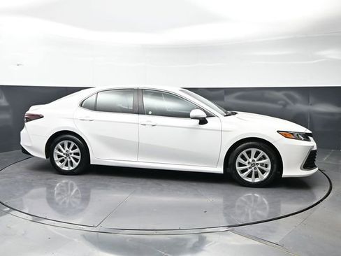 Used 2024 Toyota Camry LE FWD image 4