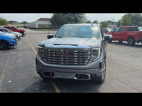 Used 2023 GMC Sierra 1500 Denali AWD/4WD image 31