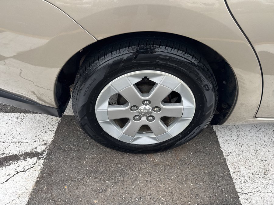 Used 2008 Toyota Prius FWD image 11