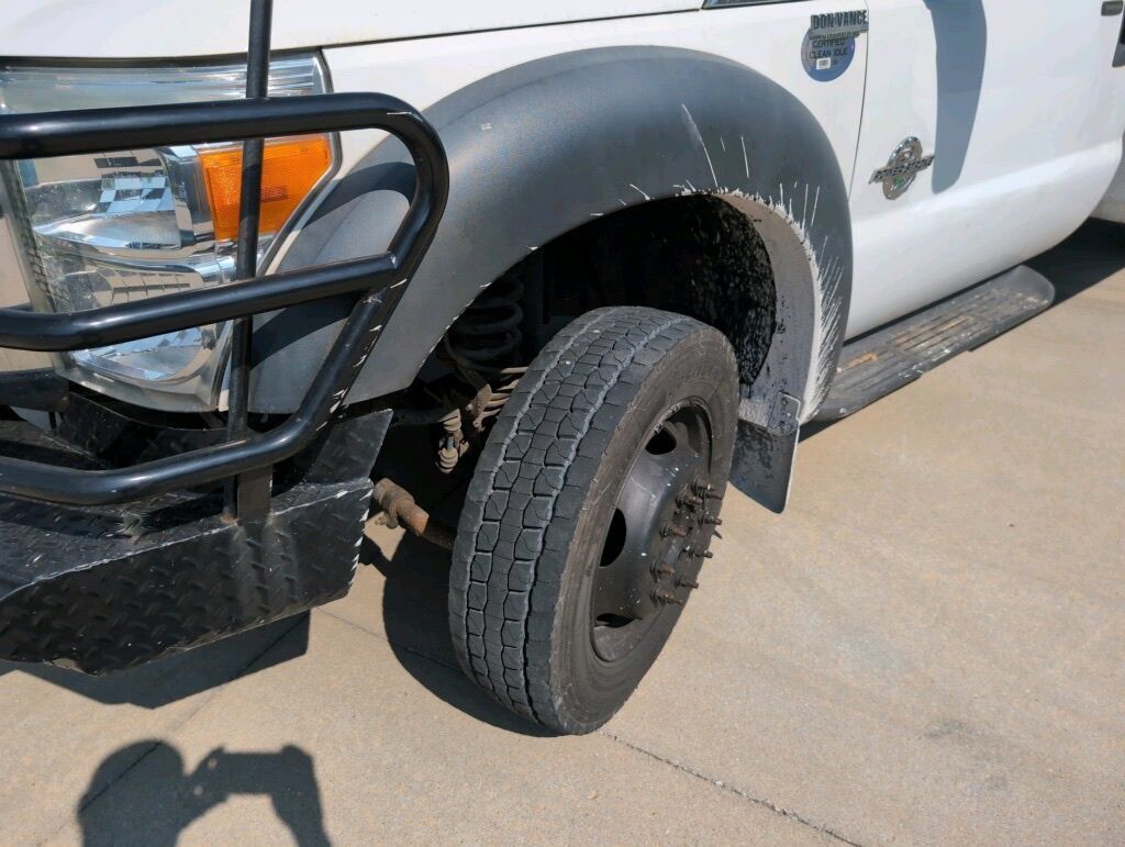 Used 2016 Ford F450 XLT w/ Ambulance Prep Package RWD image 33