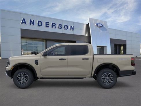 New 2025 Ford Ranger XLT w/ Equipment Group 301A High image 3