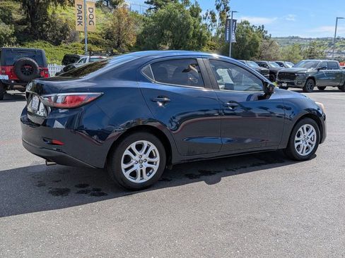 Used 2018 Toyota Yaris iA image 5