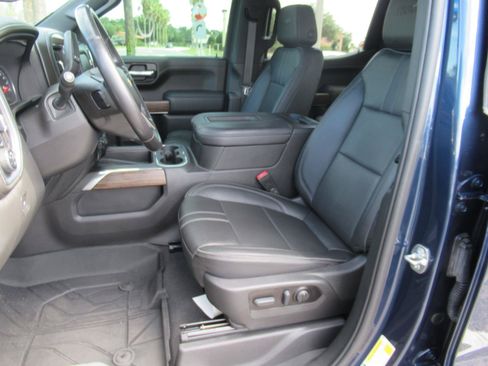 Used 2022 Chevrolet Silverado 1500 High Country w/ Technology Package AWD/4WD image 19