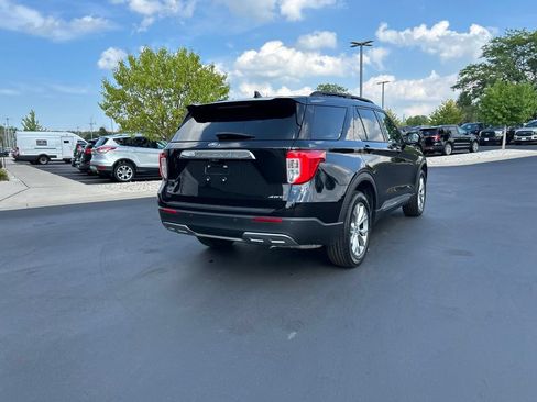 Certified 2023 Ford Explorer XLT w/ Equipment Group 202A AWD/4WD image 7