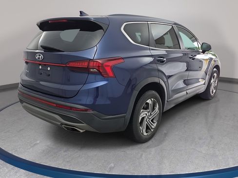 Used 2021 Hyundai Santa Fe SE FWD image 5