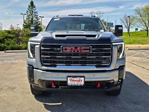 New 2026 GMC Sierra 2500 AT4 w/ AT4 Premium Plus Package AWD/4WD image 4