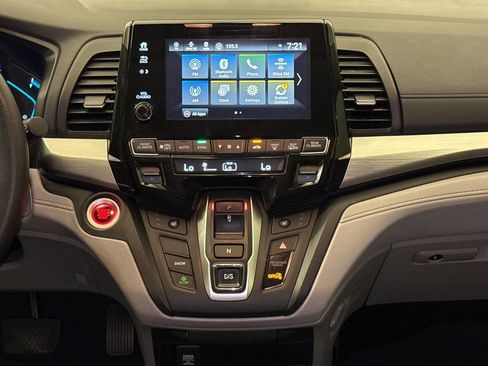 Used 2018 Honda Odyssey EX image 15