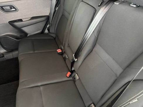 Used 2023 Nissan Rogue S AWD/4WD image 24