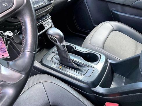 Used 2022 GMC Canyon AT4 w/ Driver Alert Package image 15