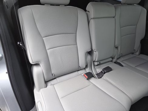 Used 2023 Honda Passport EX-L image 22