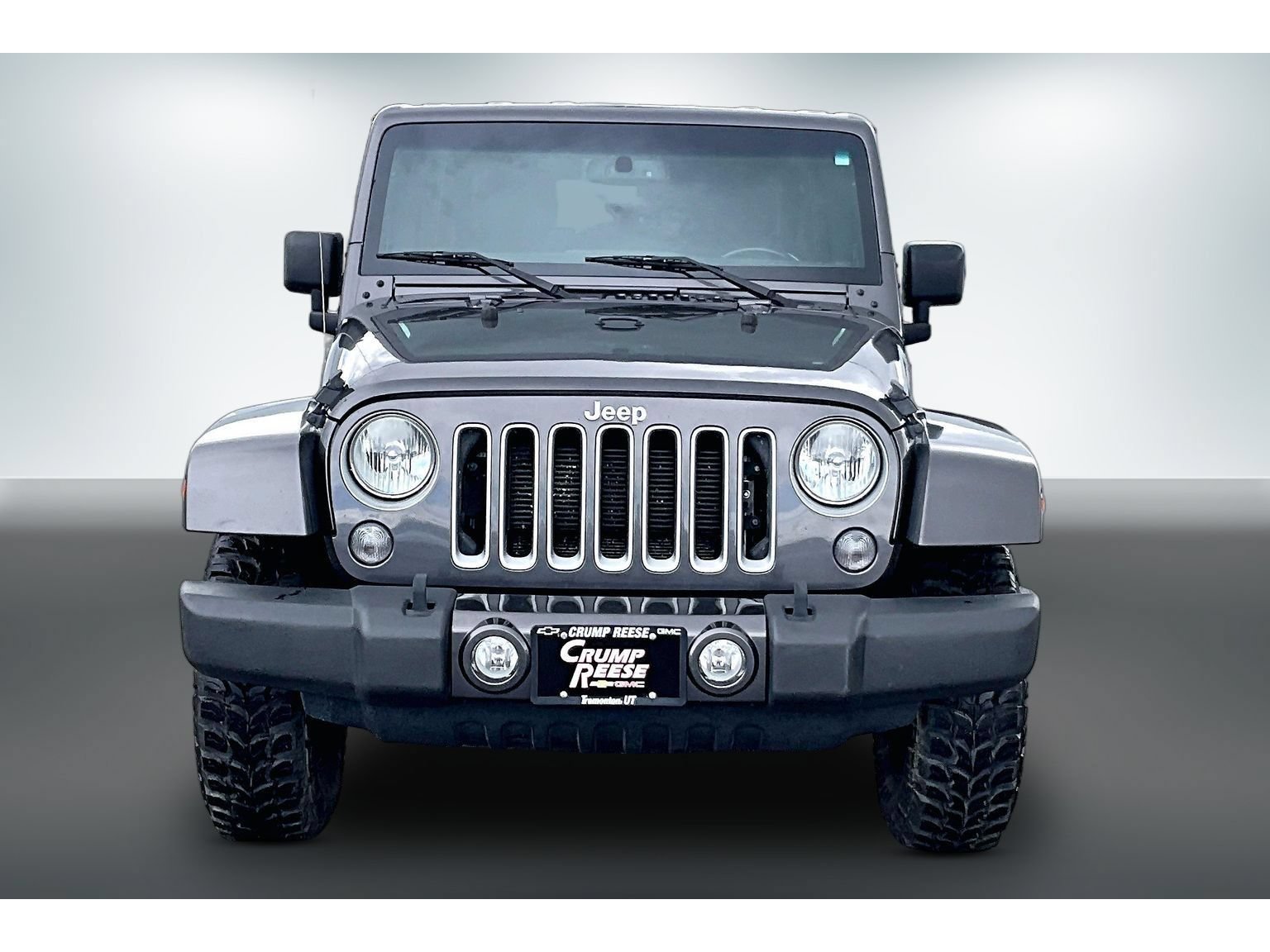 Used 2016 Jeep Wrangler Unlimited Sahara w/ Connectivity Group AWD/4WD image 2