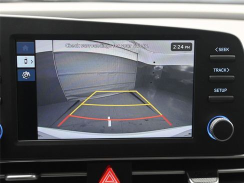 Certified 2025 Hyundai Elantra Sport image 6