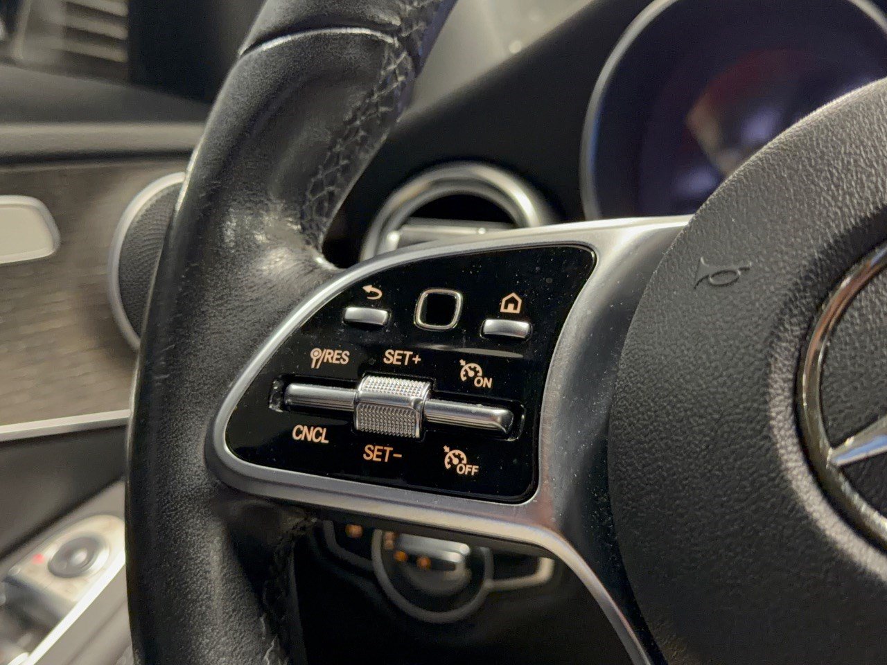 Used 2019 Mercedes-Benz C 300 Sedan image 18