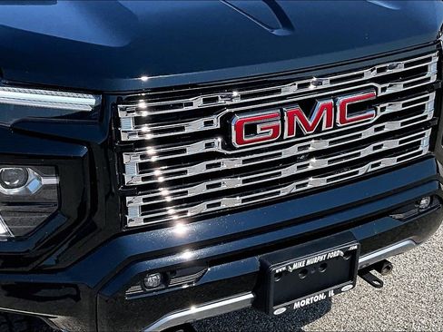 Used 2024 GMC Canyon Denali AWD/4WD image 30
