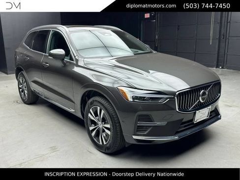 Used 2022 Volvo XC60 T8 Inscription Expression AWD/4WD image 8