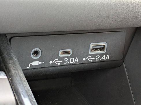 Certified 2025 Subaru Outback Premium AWD/4WD image 14