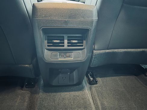 New 2026 GMC Canyon Denali image 48