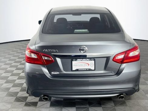 Used 2016 Nissan Altima 2.5 S w/ Power Driver Seat Package FWD image 7