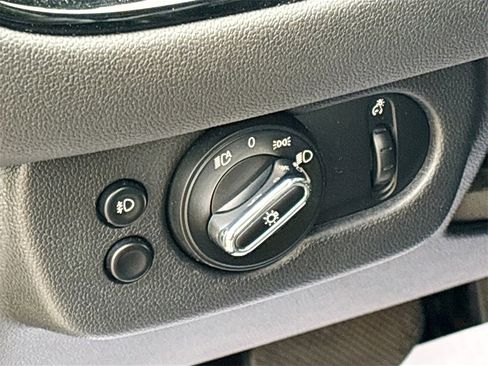 Used 2022 MINI Cooper Clubman S image 10