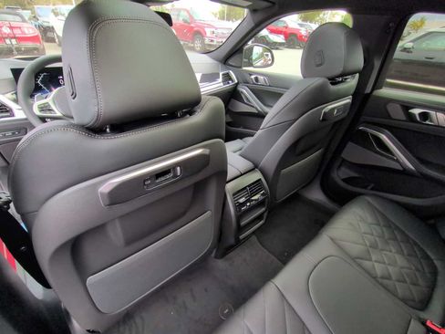 Used 2026 BMW X6 xDrive40i w/ Premium Package AWD/4WD image 19