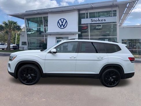 New 2026 Volkswagen Atlas SE FWD image 7
