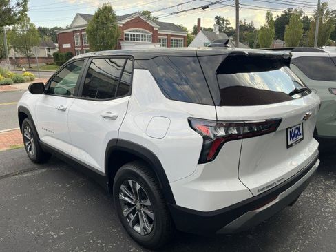 New 2026 Chevrolet Equinox LT w/ Convenience Package II image 4