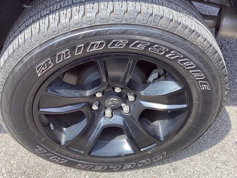 Used 2020 RAM 1500 Big Horn AWD/4WD image 36