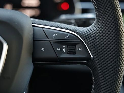 New 2026 Audi SQ7 Premium Plus image 34