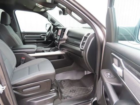 Used 2023 RAM 1500 Big Horn AWD/4WD image 24