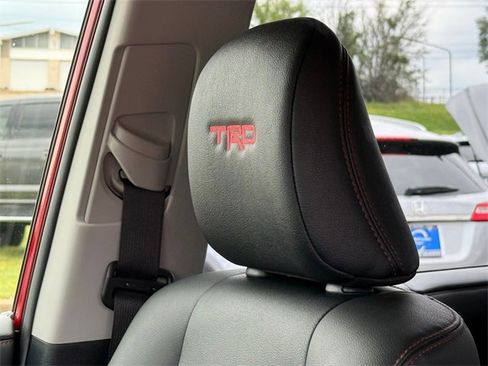 Used 2024 Toyota 4Runner TRD Off-Road Premium image 11