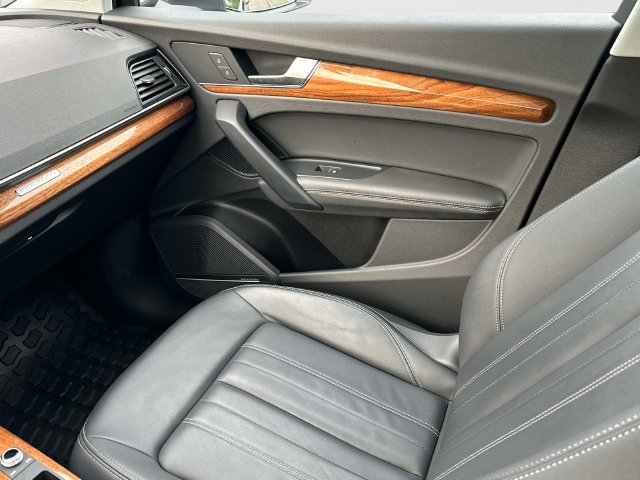 Used 2023 Audi Q5 2.0T Premium Plus AWD/4WD image 36