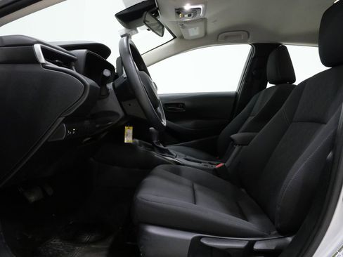 Used 2023 Toyota Corolla LE image 11