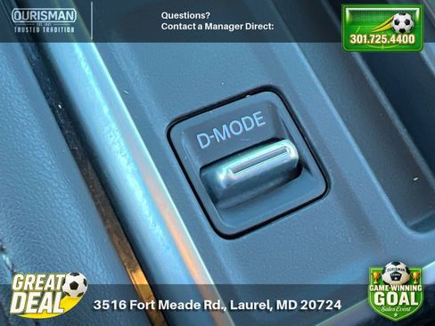 Used 2025 Nissan Pathfinder SV FWD image 24