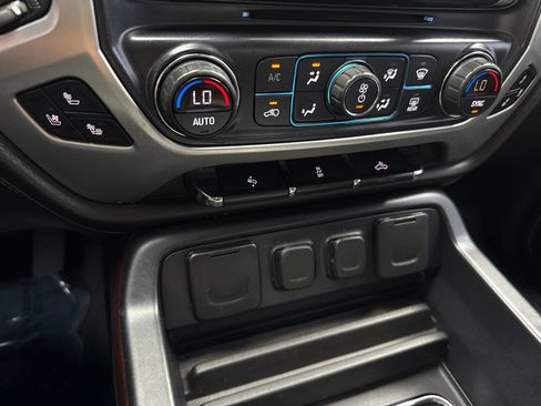 Used 2018 GMC Sierra 1500 SLT w/ SLT Premium Package RWD image 30
