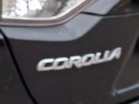 Used 2023 Toyota Corolla LE FWD image 29