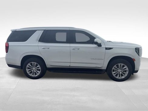 Used 2024 GMC Yukon SLT w/ SLT Premium Package AWD/4WD image 22
