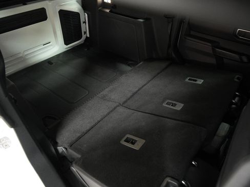 Used 2025 Ford Bronco Badlands image 14