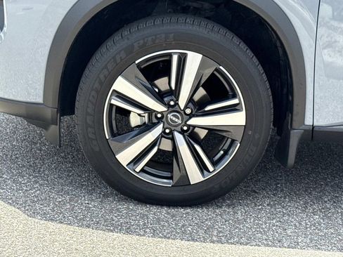 Certified 2024 Nissan Rogue SL w/ SL Premium Package FWD image 13