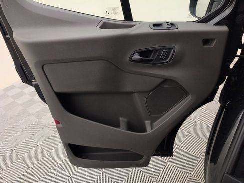 Used 2024 Ford Transit 350 XLT RWD image 33