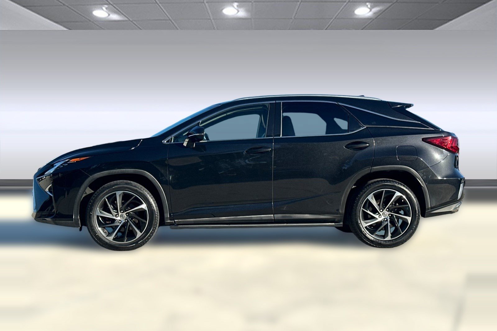Used 2017 Lexus RX 350 FWD w/ Luxury Package image 2