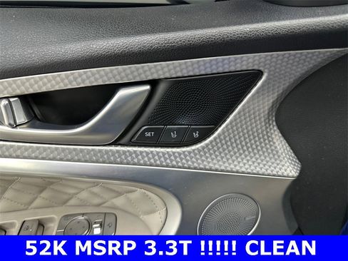 Used 2022 Genesis G70 3.3T image 12