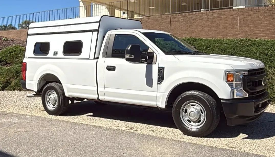 Used 2020 Ford F250 XL w/ Power Equipment Group RWD image 3