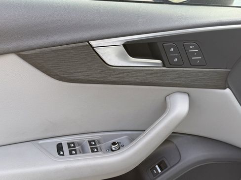 Used 2019 Audi A4 2.0T Premium image 9